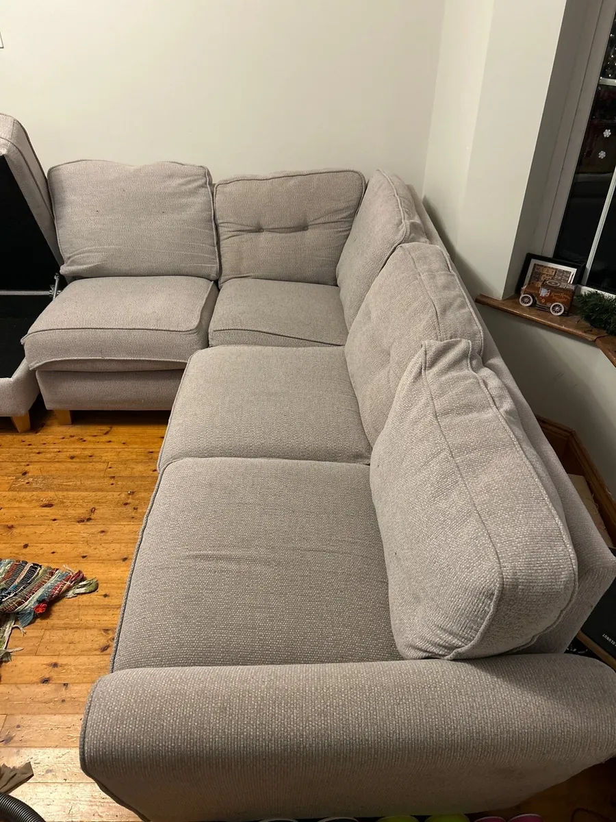 Couch - Image 1