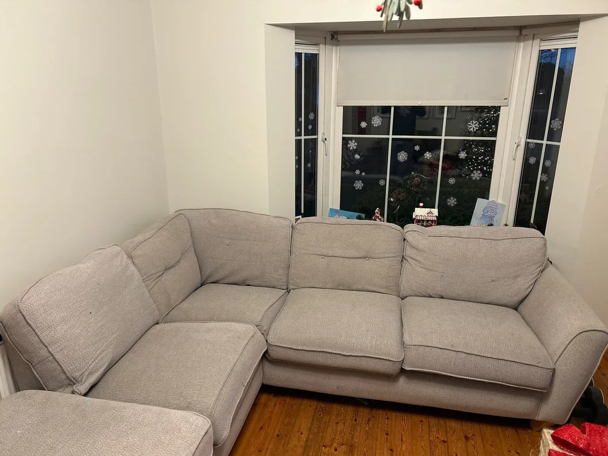 Couch - Image 3