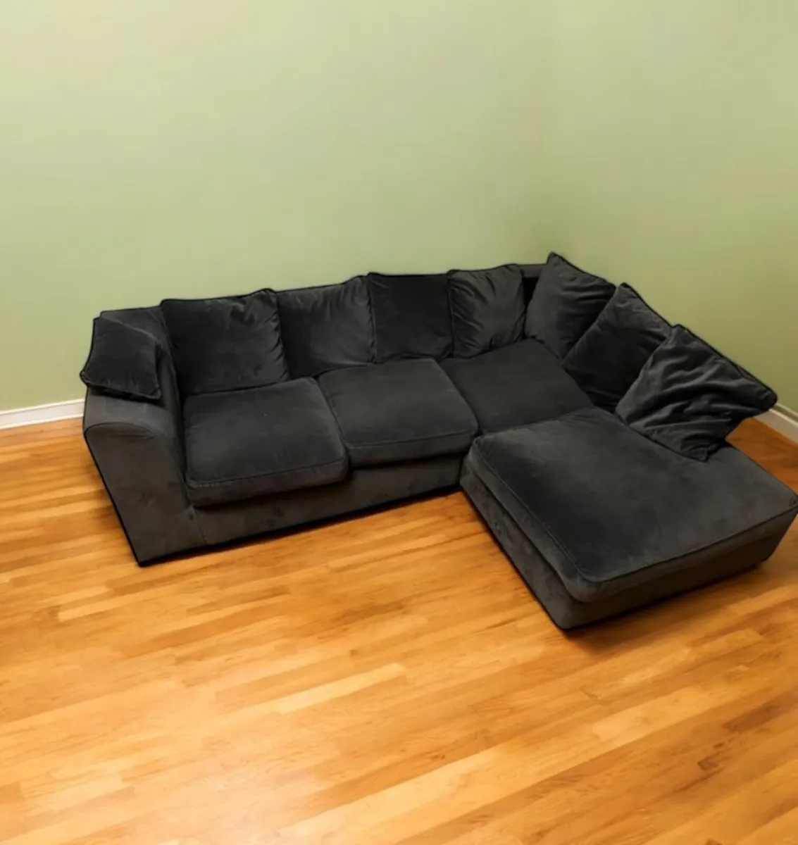 L Corner sofa - Image 1