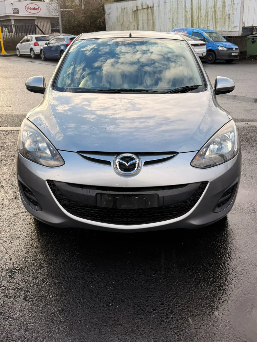 MAZDA DEMIO 2014 SILVER - Image 1