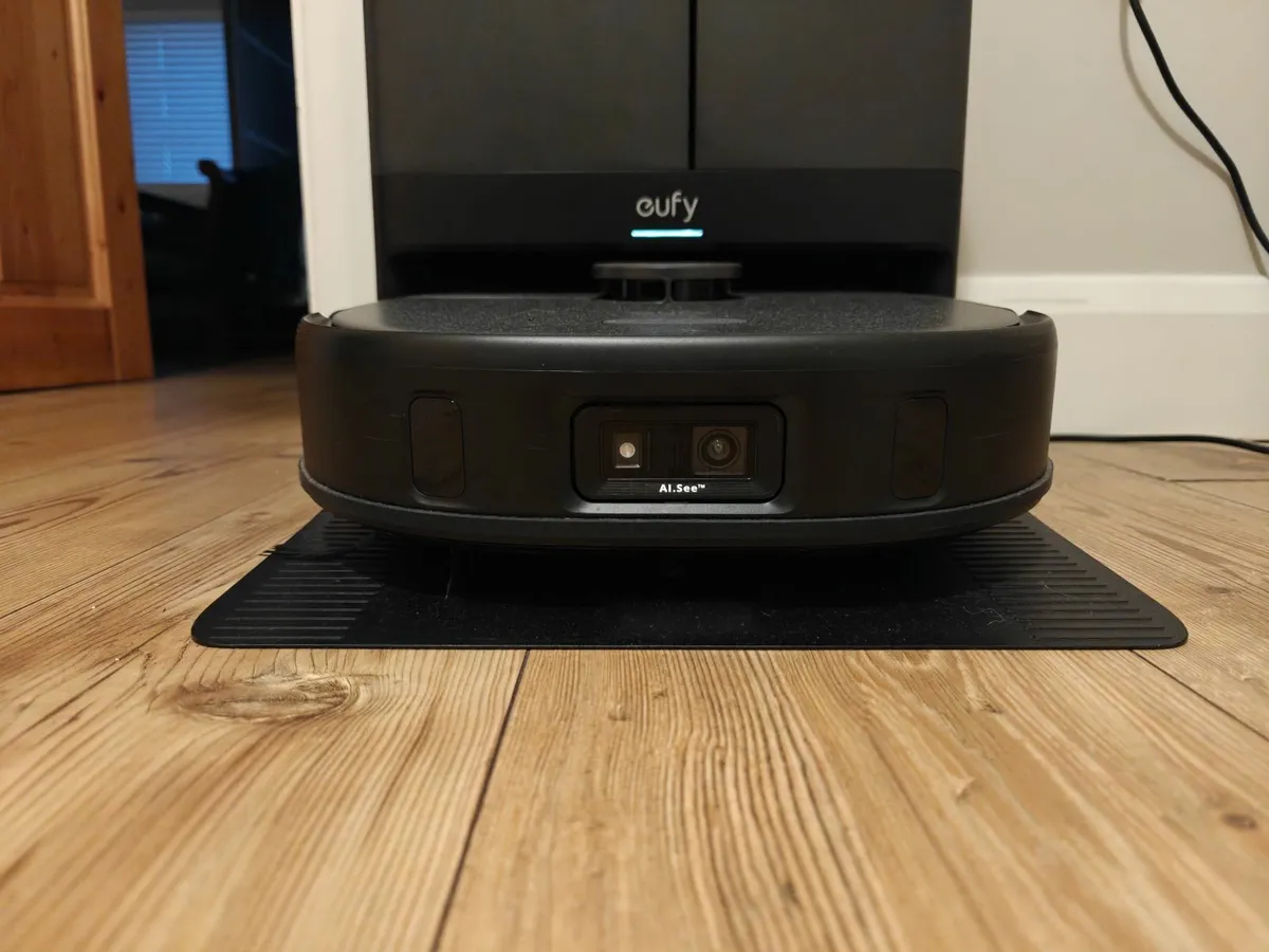 Eufy X10 Pro Omni Hoover - Image 1