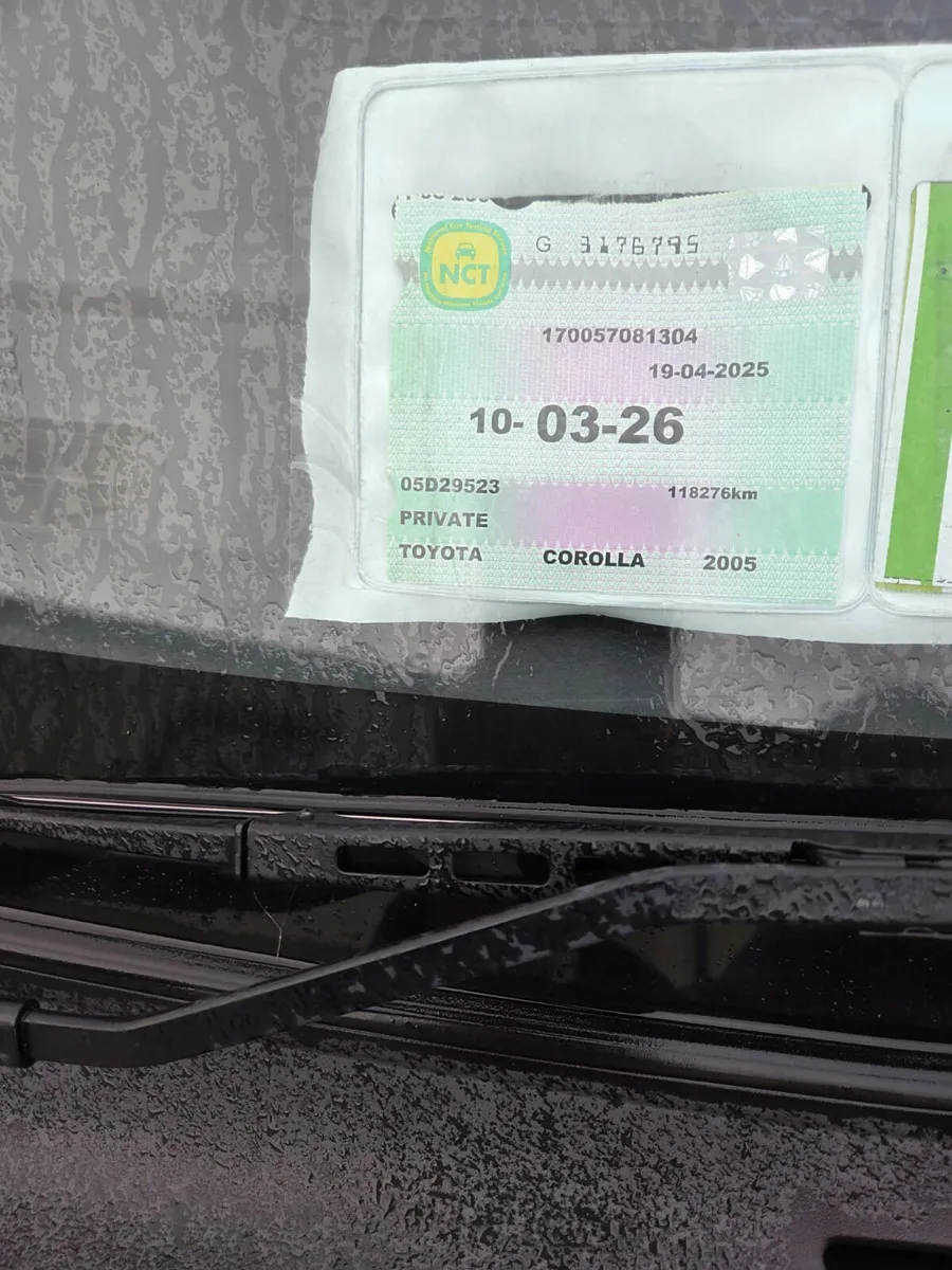 Stunning Toyota Corolla 2005 TAXED & TESTED - Image 4