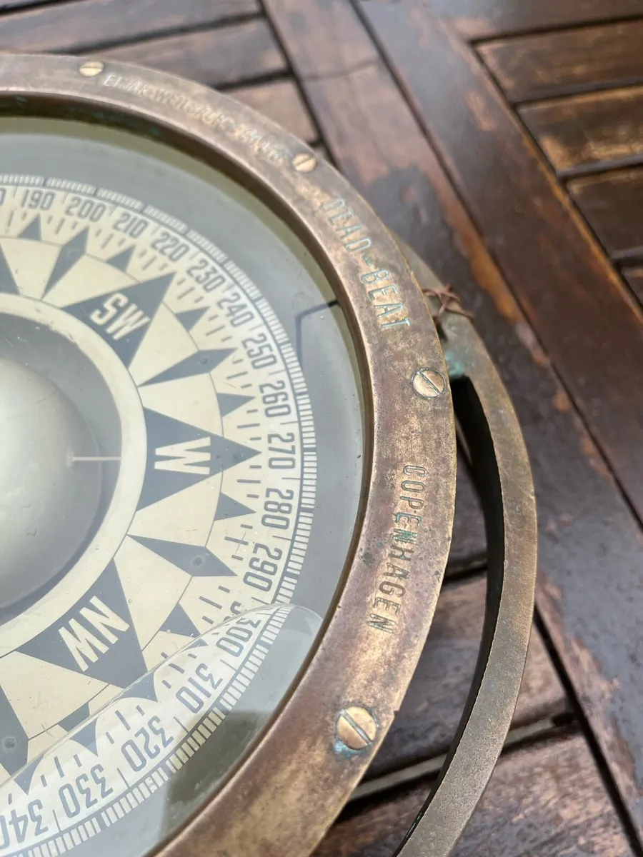 Vintage Brass Compass - Image 4