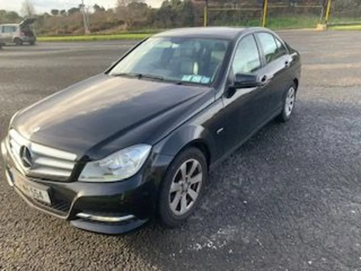 Mercedes-Benz C-Class 2012 - Image 4