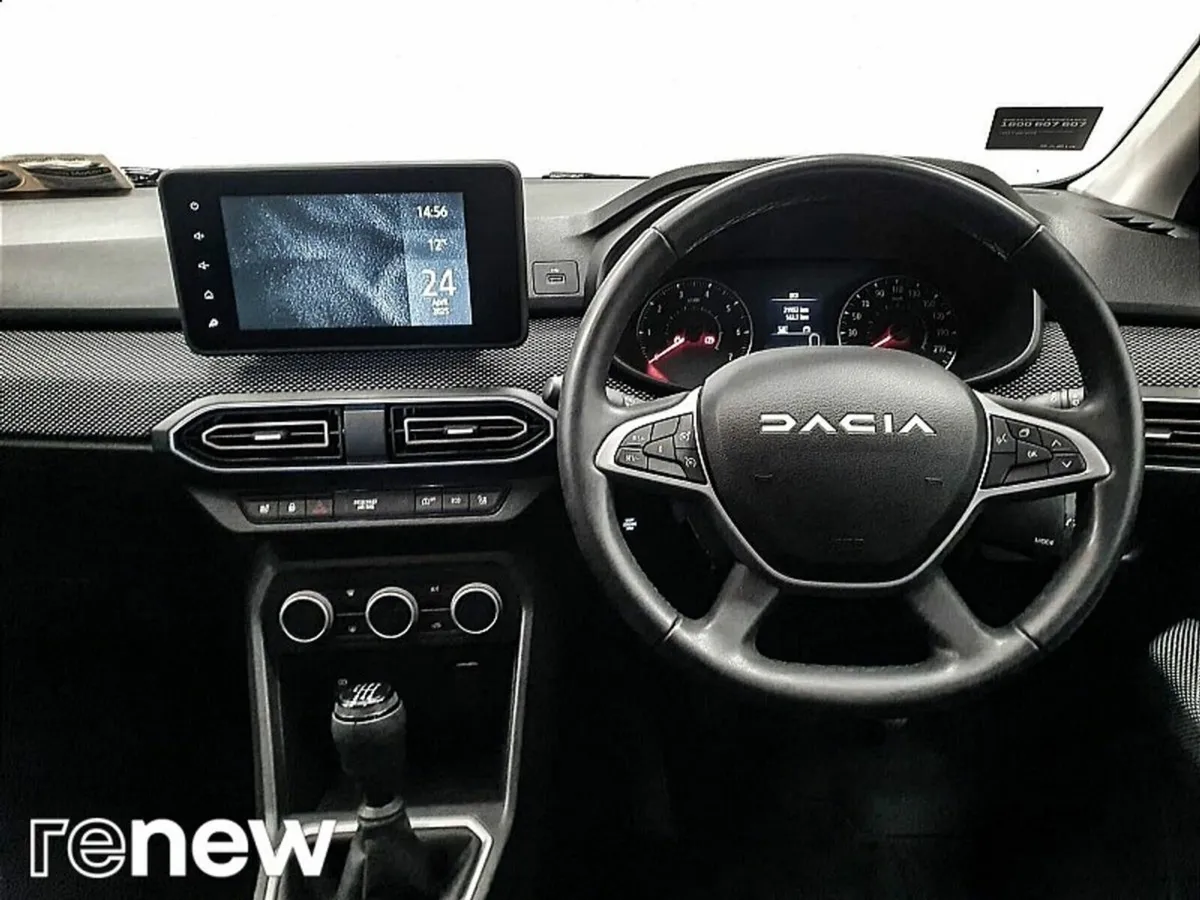 Dacia Sandero Stepway TCe 90 Journey - Image 2