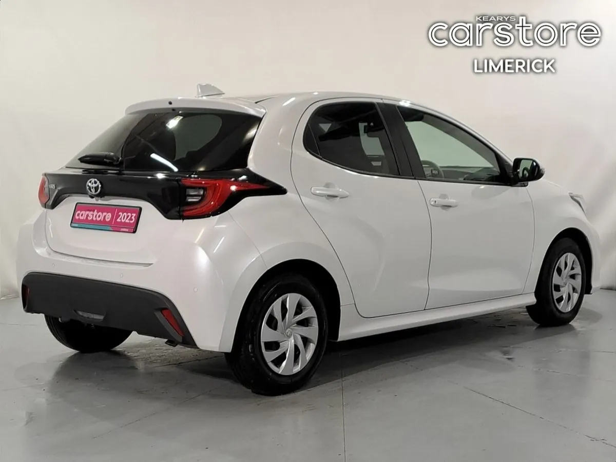 Toyota Yaris 1.0 PETROL 5 DR *LOW MILEAGE* - Image 3