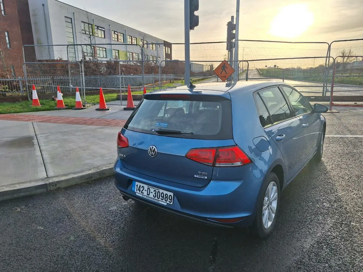 Volkswagen Golf 2014 - Image 2