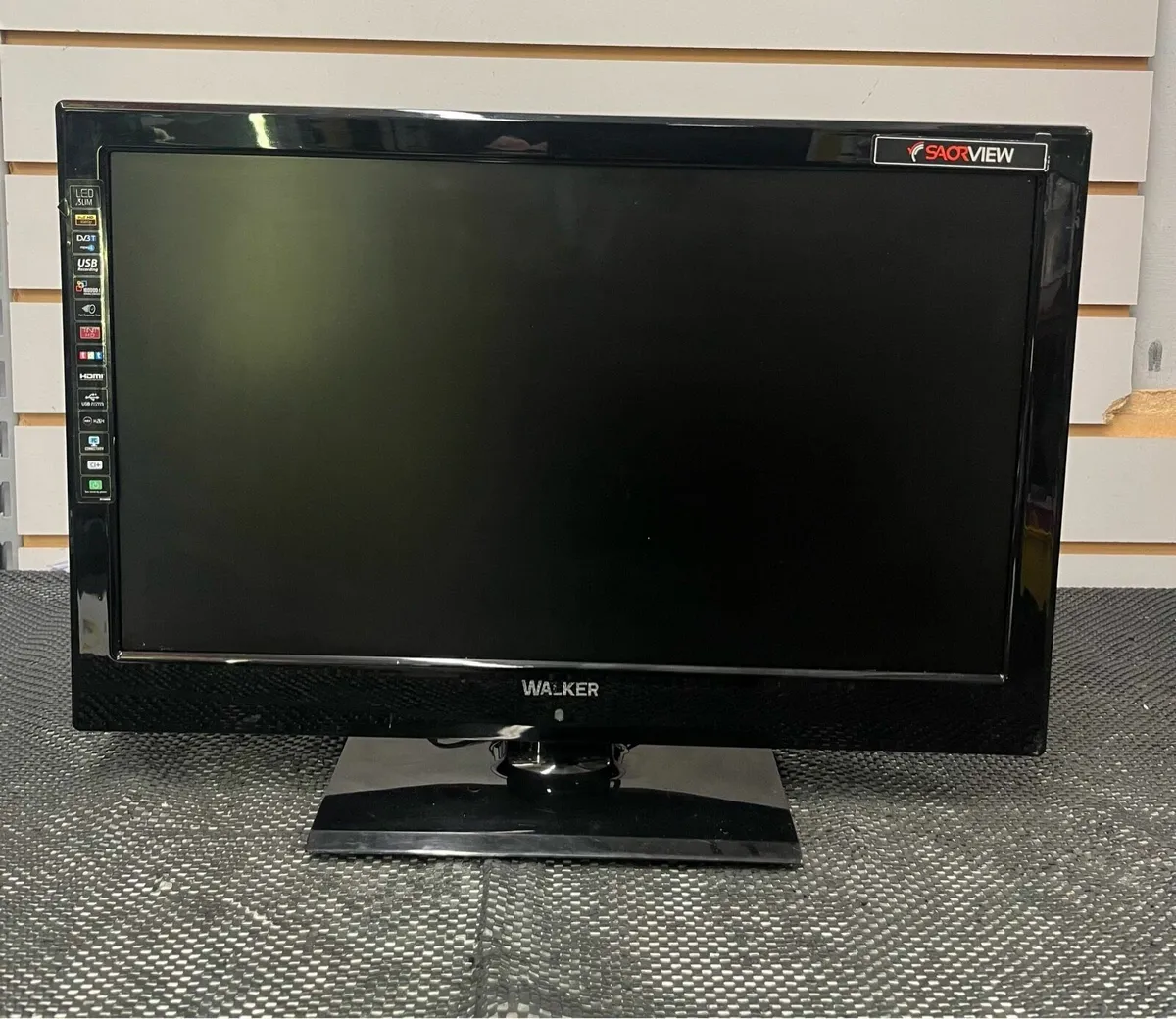 22 inch Saorview Walker TV - Image 1