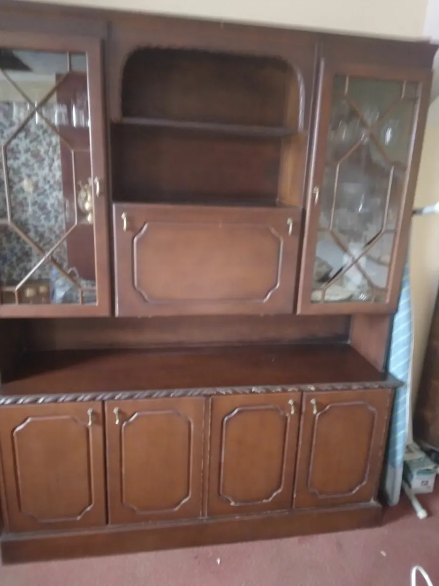 Mahogany cabinet - Image 1