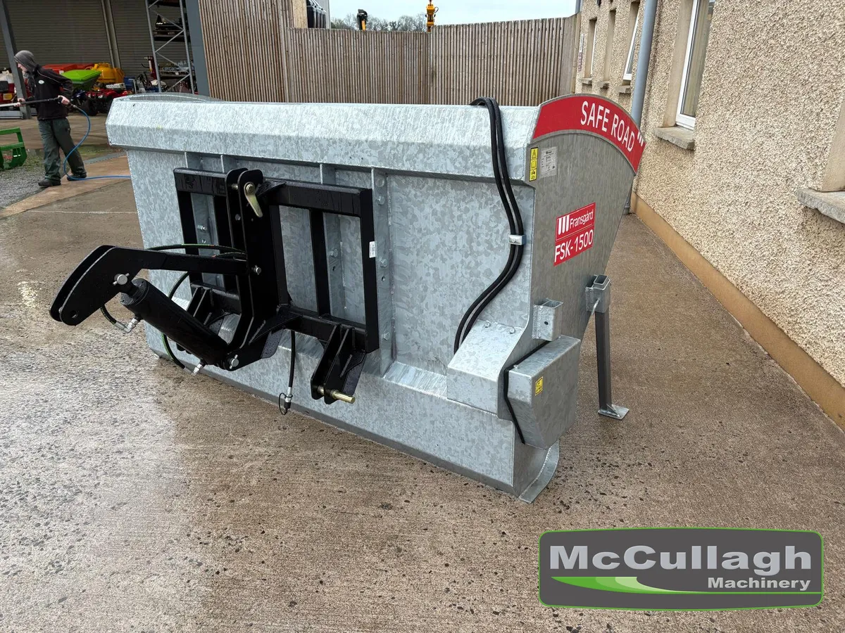 New Fransgard Self-Loading Spreader - Image 3