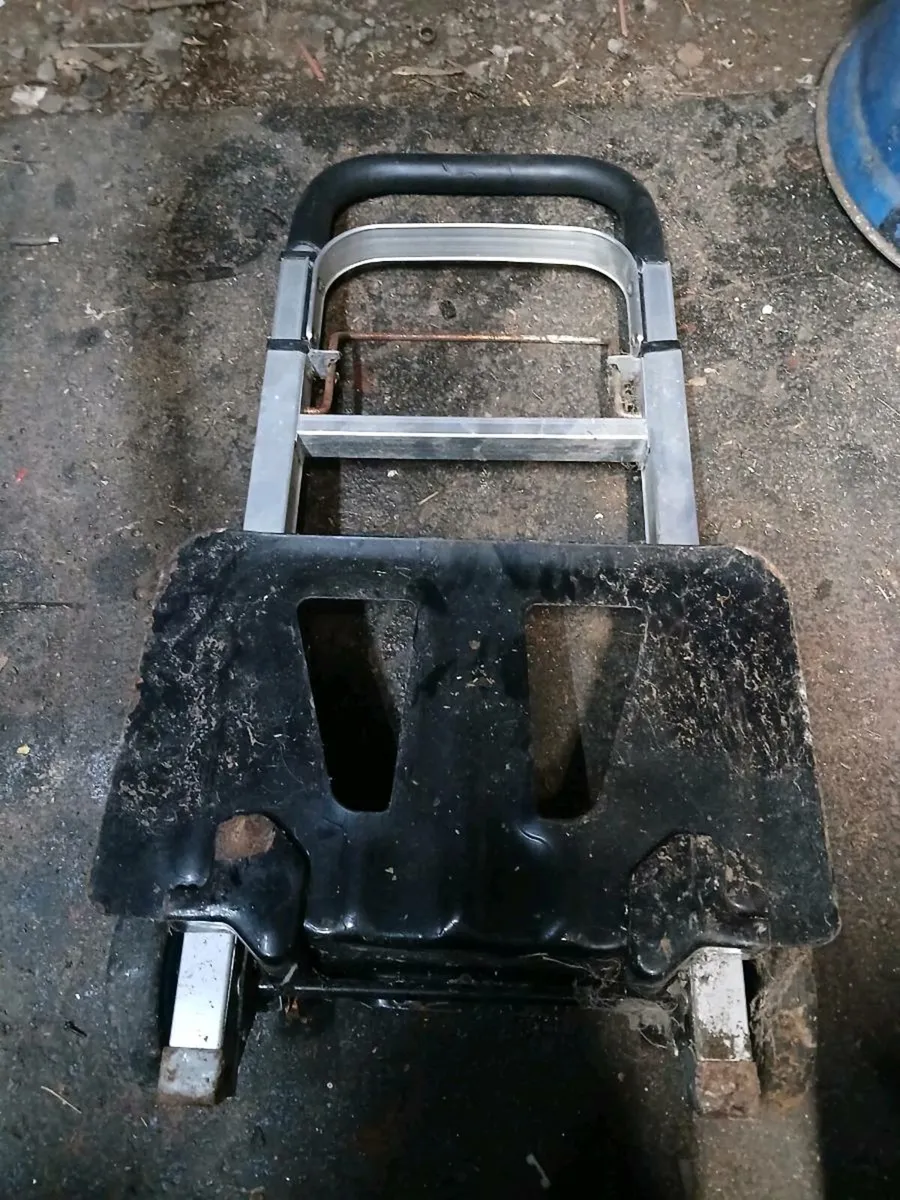 Trolley working perfect pm - Image 1