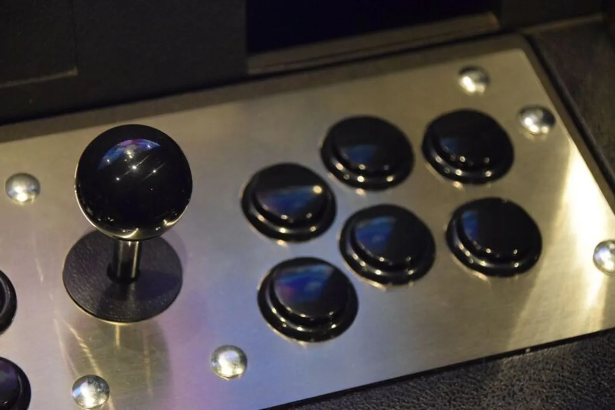 Retrocab arcade/Touchscreen Video Jukebox/VPinball cab - Image 2