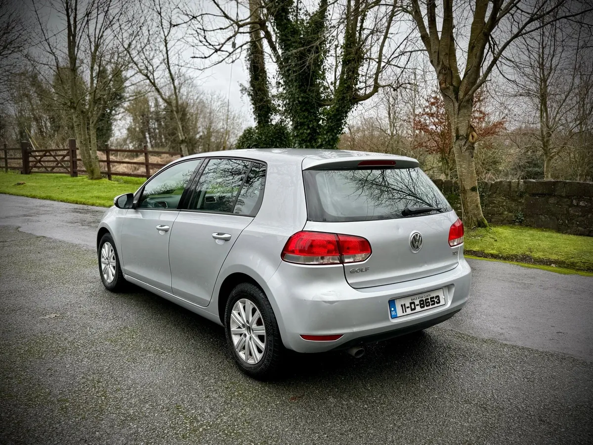 Vw Golf 1.6 Tdi Dsg Auto Low Km - Image 4