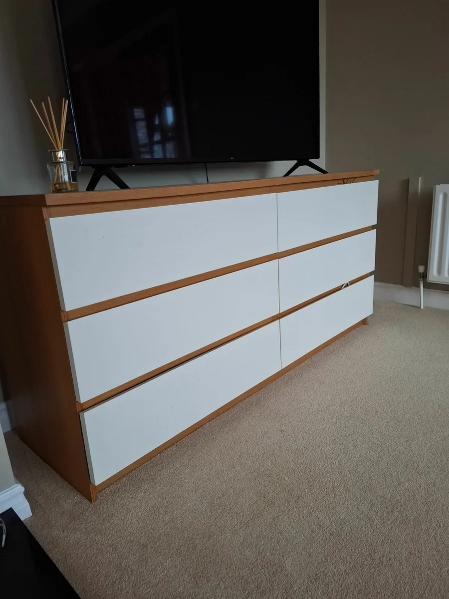 Bedroom storage unit - Image 2