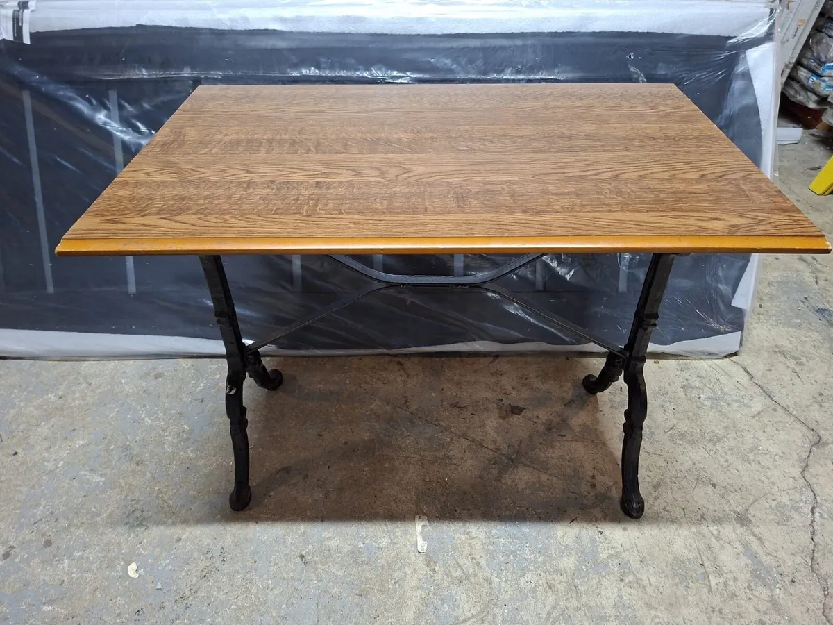 Restaurant Table - Image 3