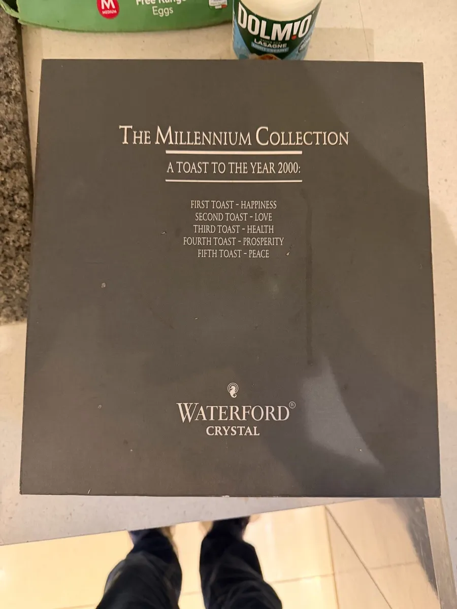 Waterford Crystal Millennium champange flutes - Image 3