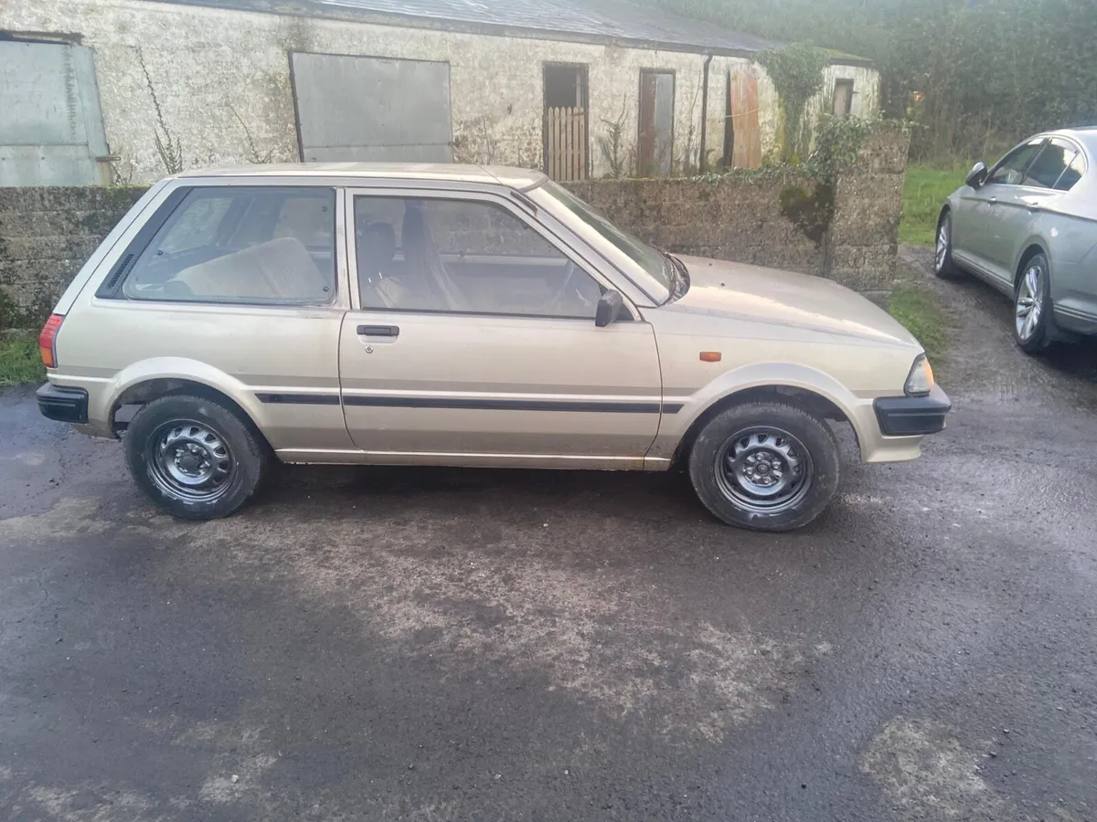 Toyota starlet - Image 1