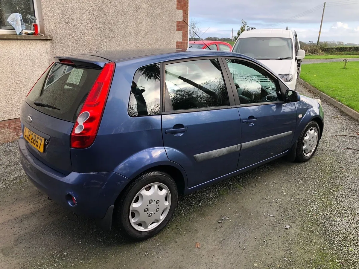 Ford Fiesta - Image 2