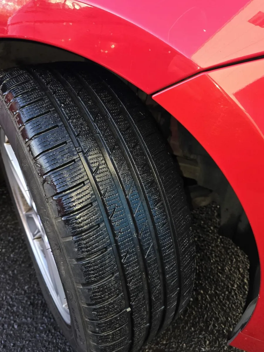 BMW 1-Series 2006 - Image 2