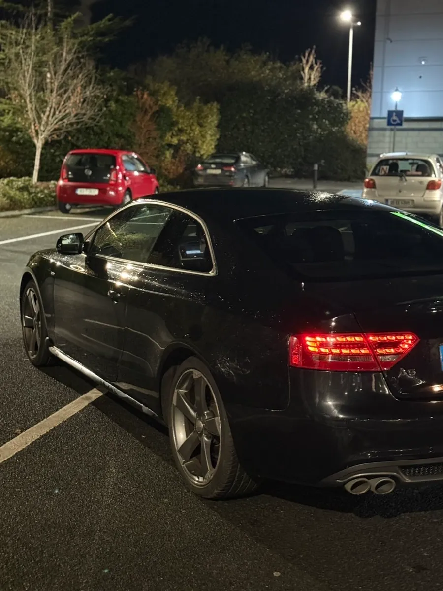 2011 Audi A5 sline coupe BLACK EDITION - Image 4
