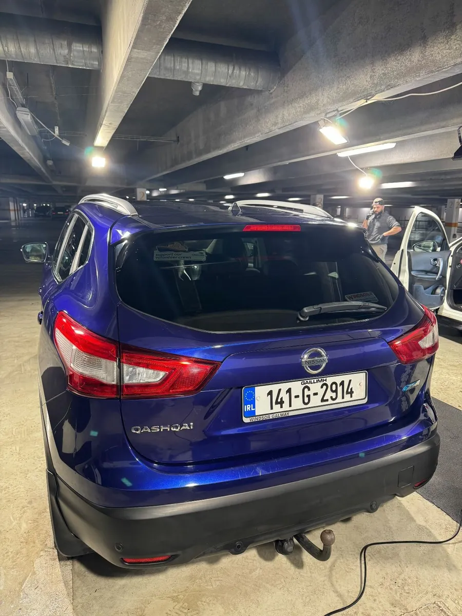 Nissan Qashqai 2014 - Highest Spec - Image 2