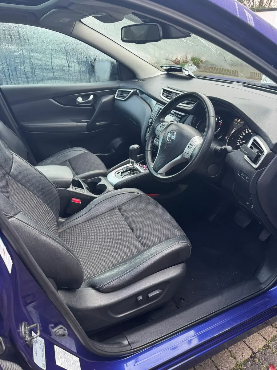 Nissan Qashqai 2014 - Highest Spec - Image 3