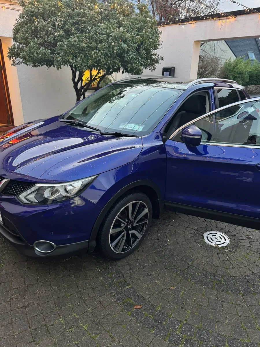 Nissan Qashqai 2014 - Highest Spec - Image 4