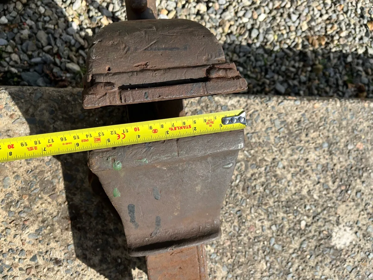 Vintage Record Vice - Image 4