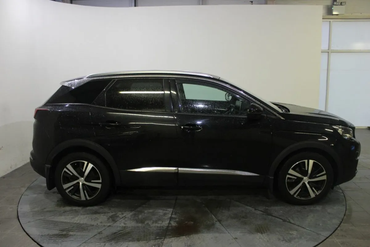Peugeot 3008 1.5 BlueHDi 130bhp Allure - Image 3