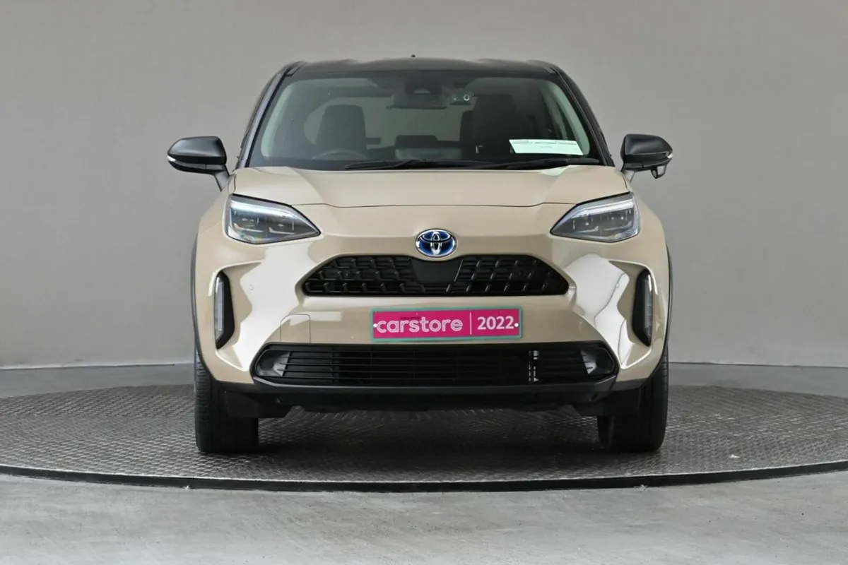 Toyota Yaris Cross *JAN 2026 PRICE NOW* 1.5 HYBRID - Image 2