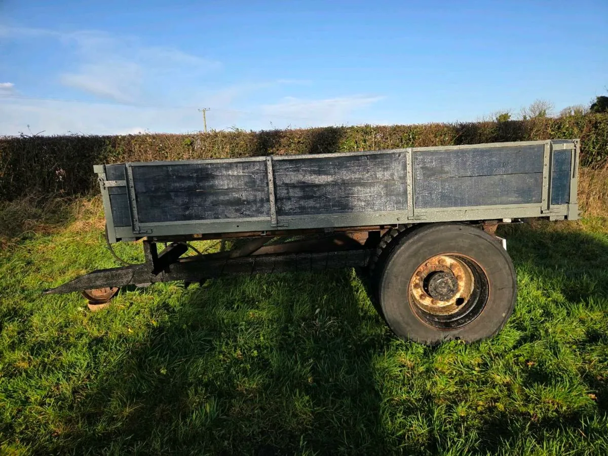 Tipping trailer - Image 2