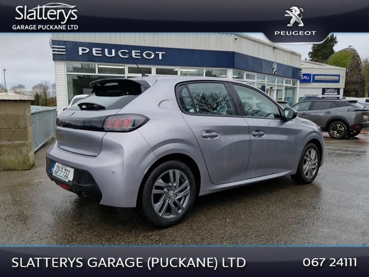 Peugeot 208 1.2 Puretech 75 bhp Active - Image 3