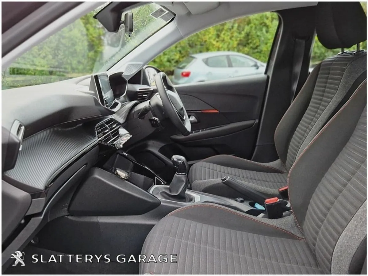 Peugeot 208 1.2 Puretech 75 bhp Active - Image 4