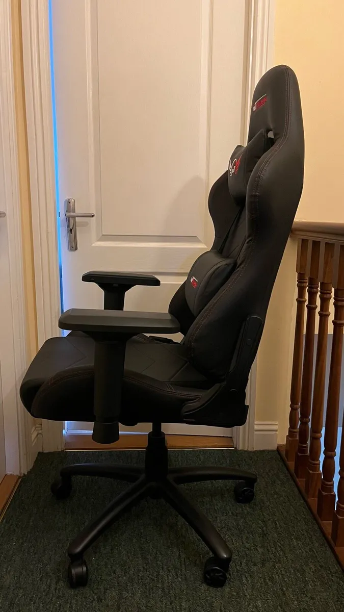 GT Omega PRO Office Gaming Chair - Image 3