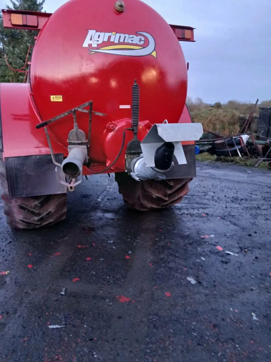 Slurry tank - Image 1