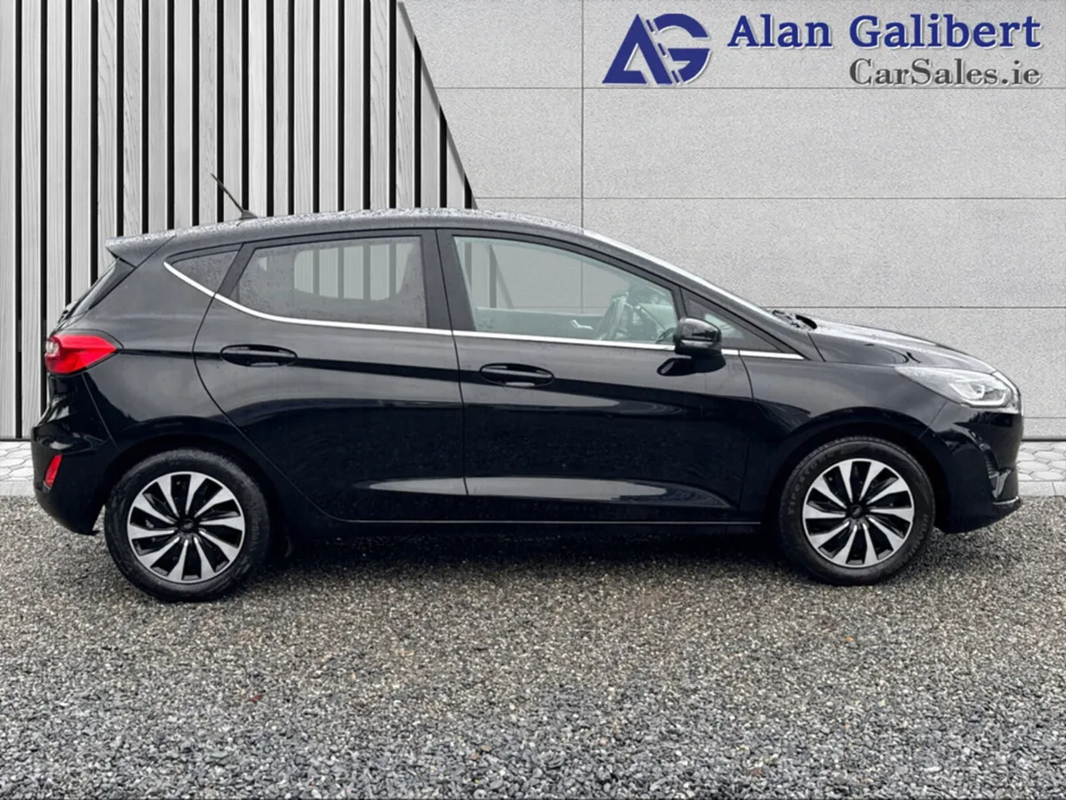 Ford Fiesta TITANIUM 1.0T MHEV - Image 3