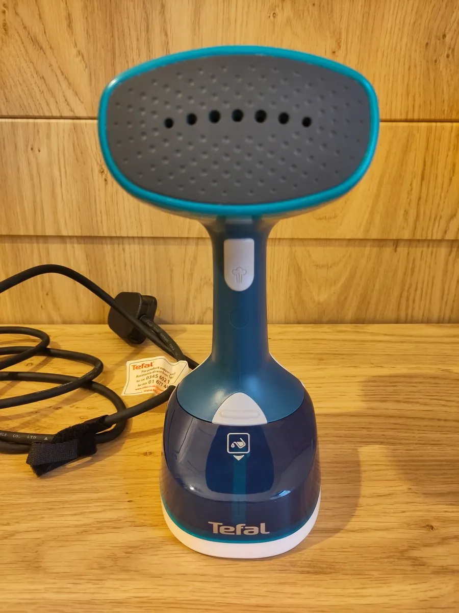 Garment steamer - Image 2