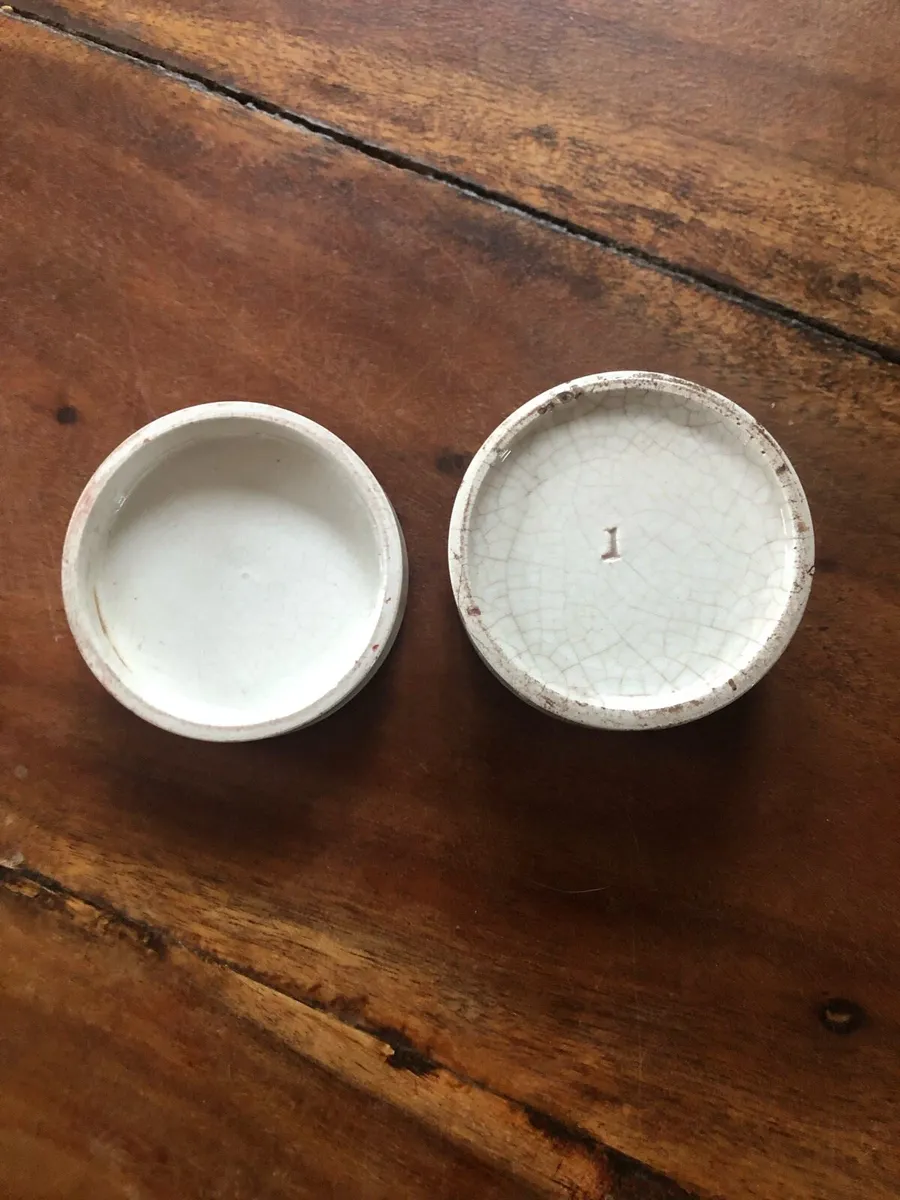 Antique Tooth Paste Lid - Image 3