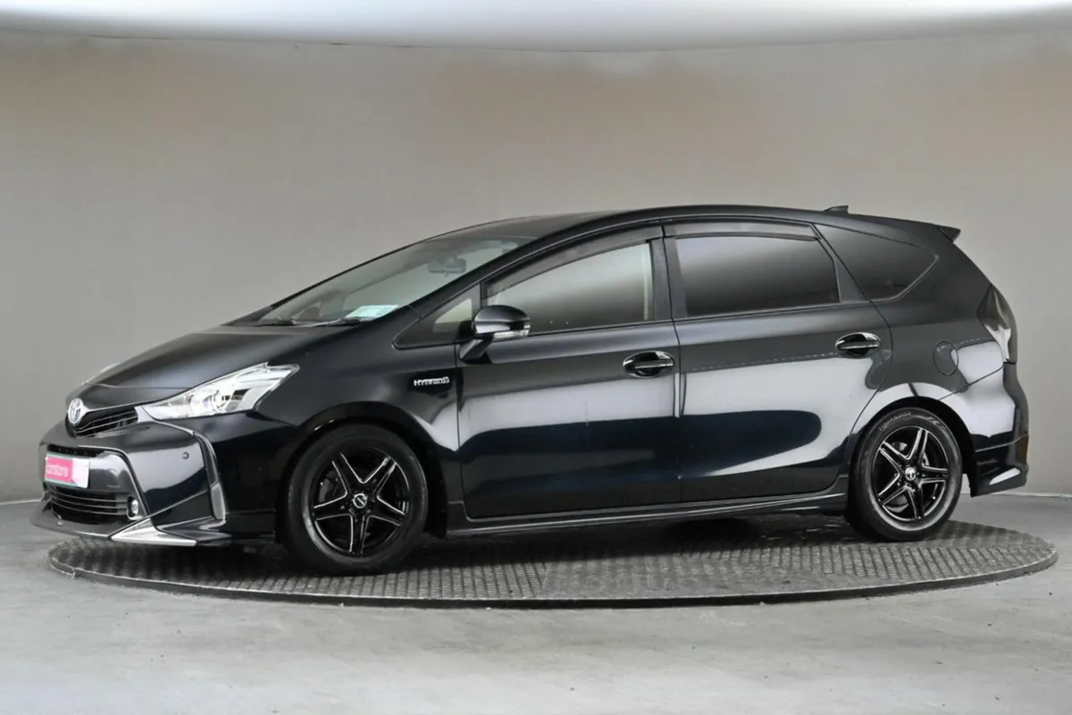 Toyota Prius *JAN 2026 PRICING NOW* ALPHA 1.8 HYBR - Image 4