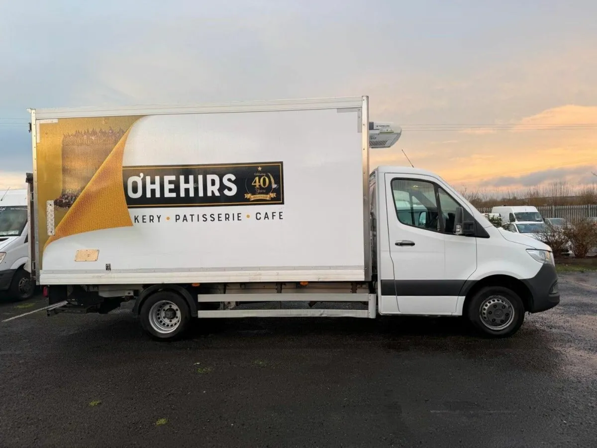 Mercedes-Benz Sprinter 516/43 5000kg Fridge Box Bo - Image 3