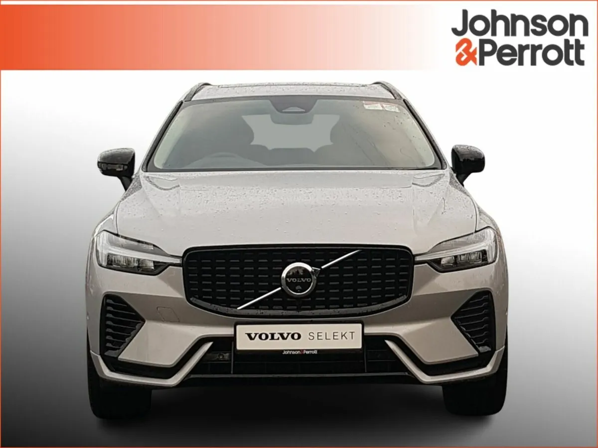 Volvo XC60 T6 360 bhp AWD PHEV Plus Dark - Image 4