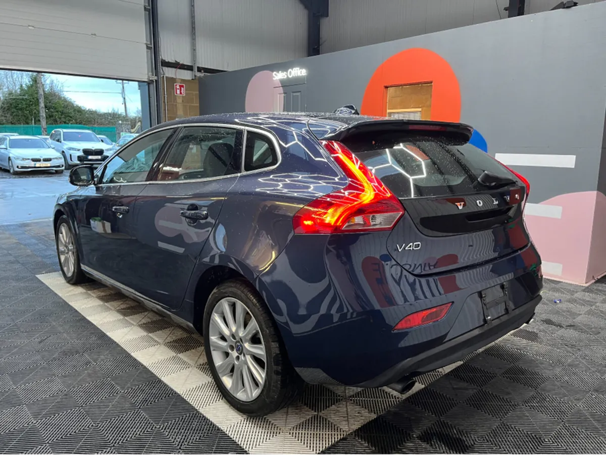 Volvo V40 €11950 2015 VOLVO V40 T4 SE 1.6 AUTOMATI - Image 4