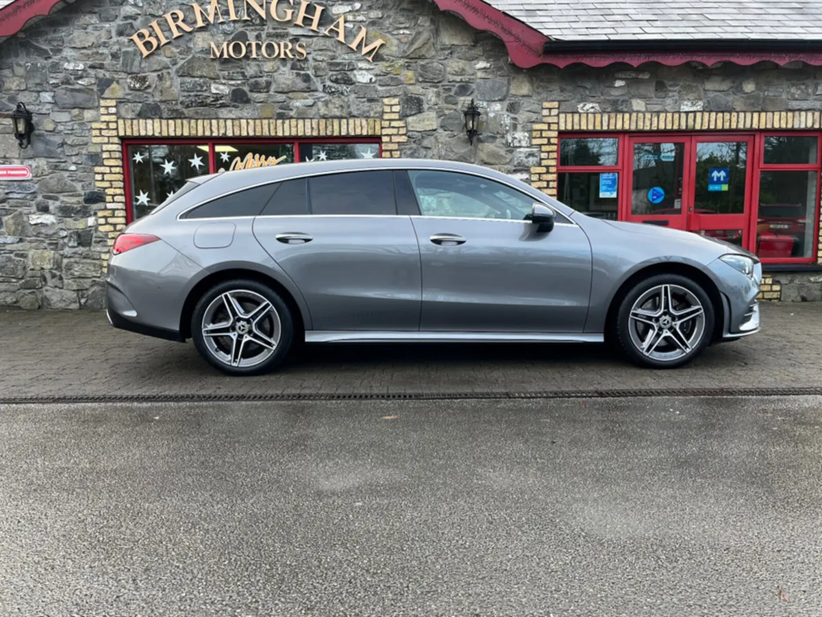 Mercedes-Benz CL-Class AMG LINE PREMIUM  Hybrid - Image 4