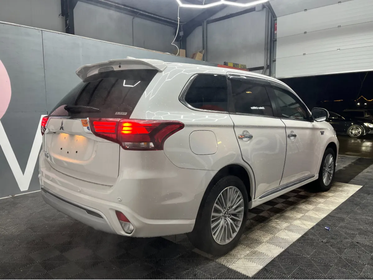 Mitsubishi Outlander €23450! 2019 MITSUBISHI OUTLA - Image 2