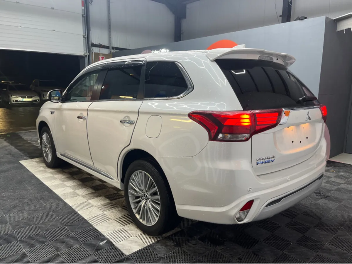 Mitsubishi Outlander €23450! 2019 MITSUBISHI OUTLA - Image 4
