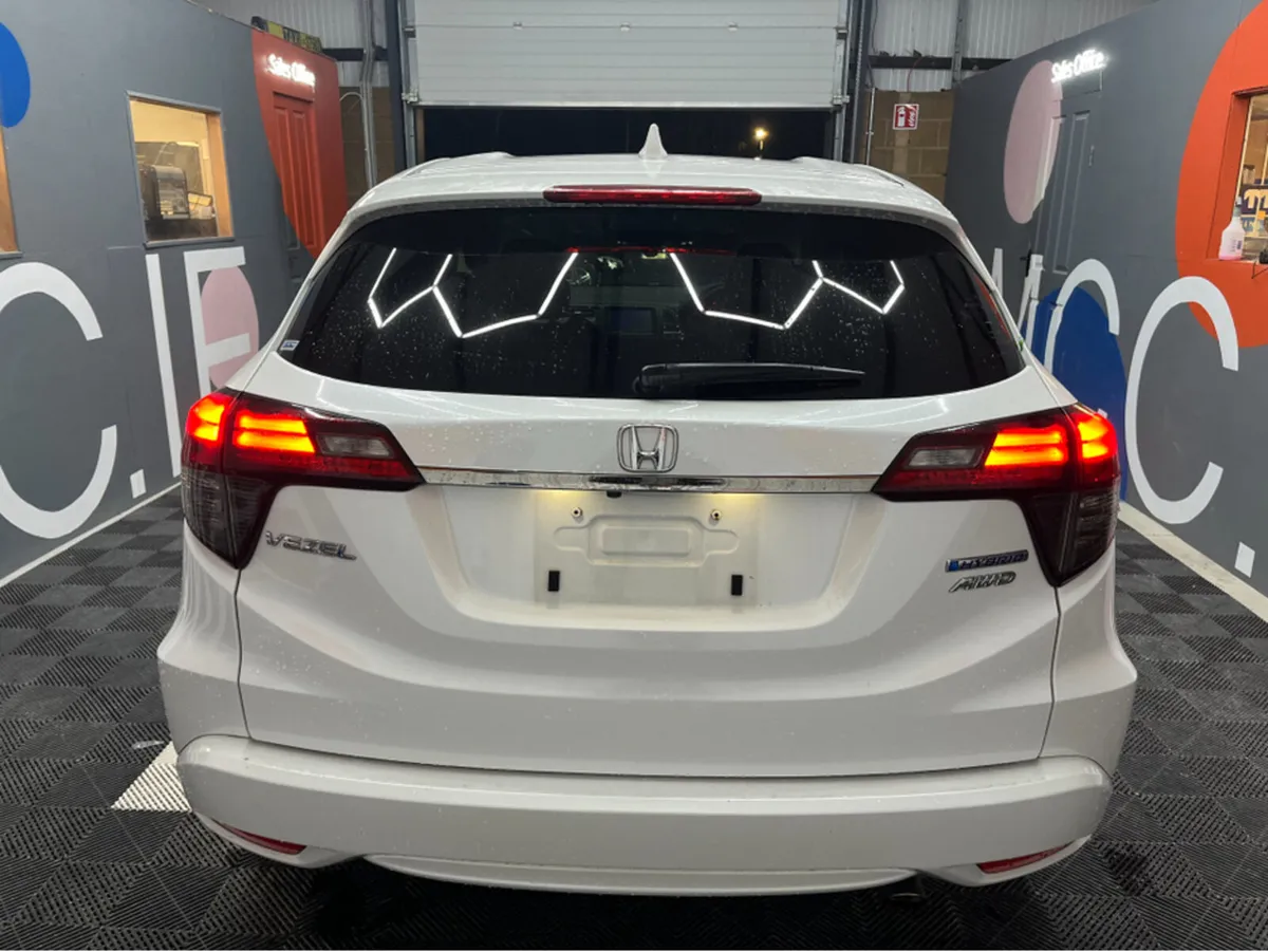 Honda Vezel €20950! 2020 HONDA VEZEL Z SENSING 1.5 - Image 3