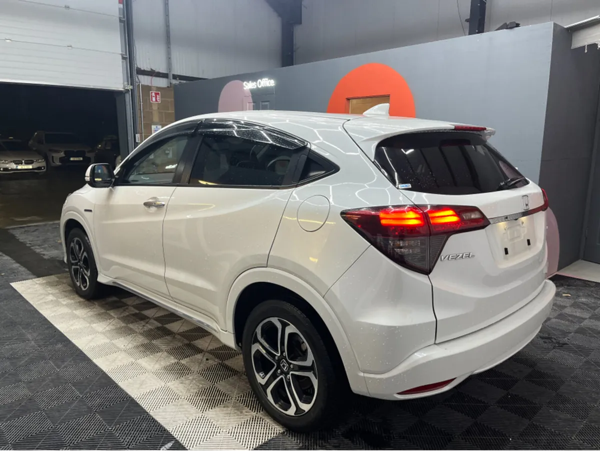 Honda Vezel €20950! 2020 HONDA VEZEL Z SENSING 1.5 - Image 4
