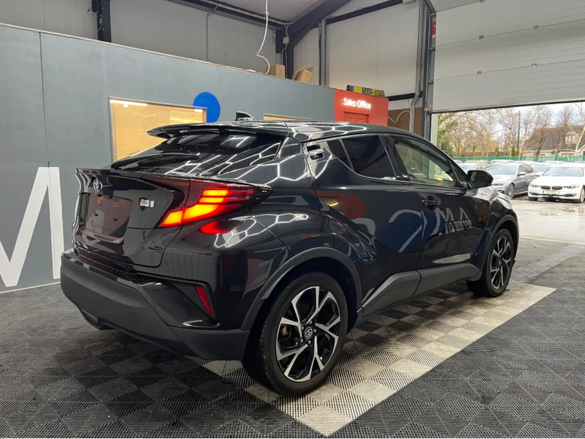 Toyota C-HR 2020 TOYOTA C-HR HYBRID G 1.8 AUTOMATI - Image 2