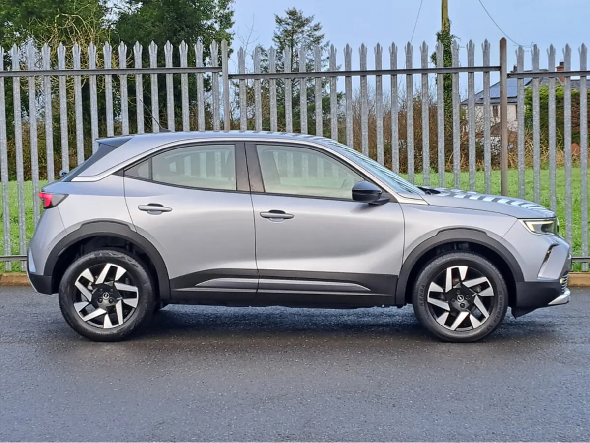 Opel Mokka ELITE 1.2TURBO 130BHP **BLACK LEATHER** - Image 3