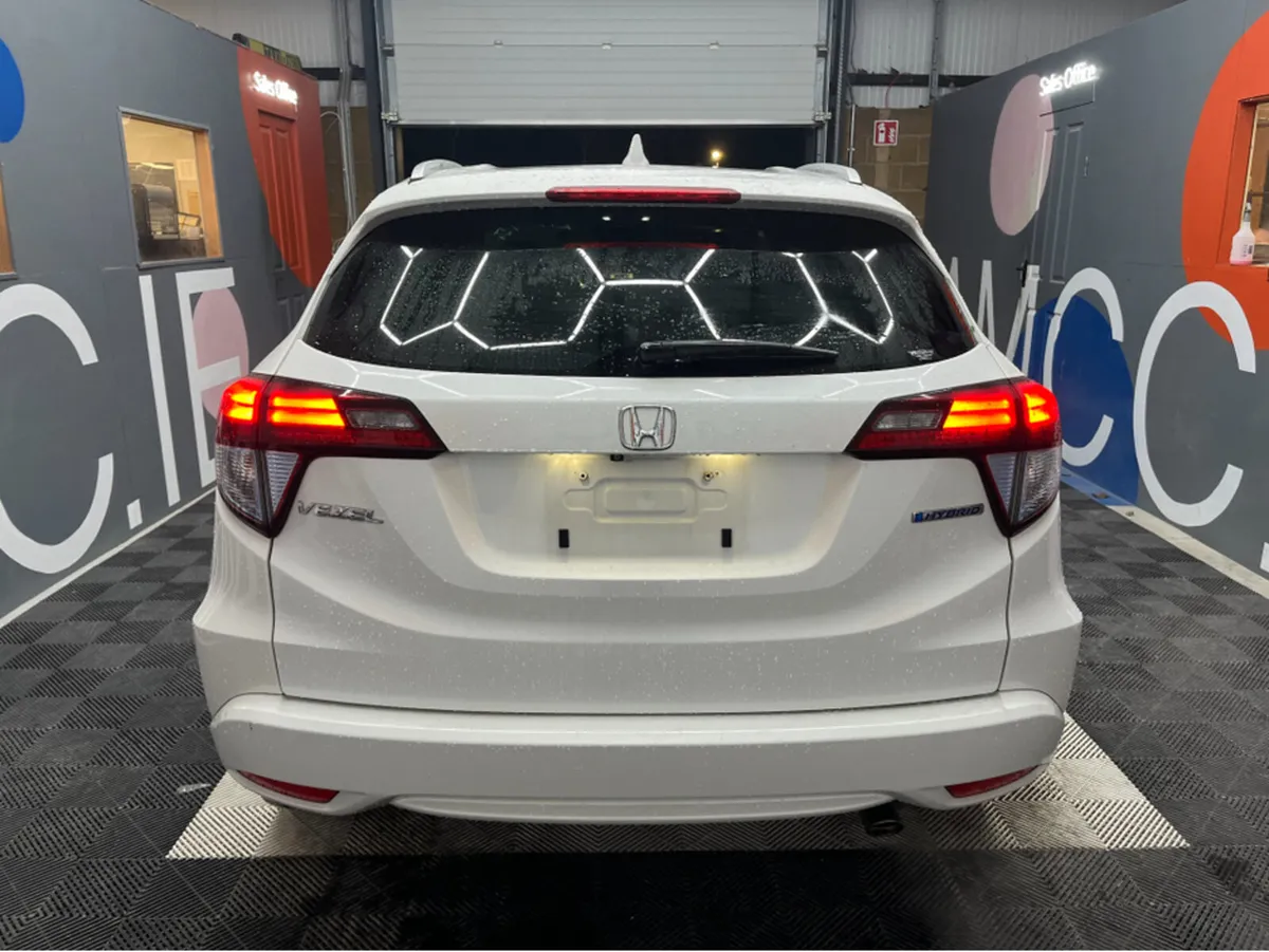 Honda Vezel ONLY €16950! 2017 HONDA VEZEL HYBRID Z - Image 3